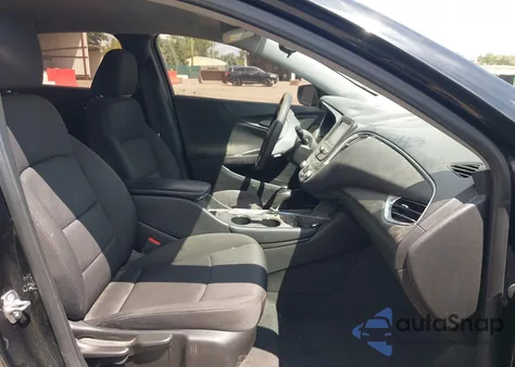 2018 Chevrolet Malibu Lt z USA, uszkodzony, nr VIN 1G1ZD5ST5JF238577